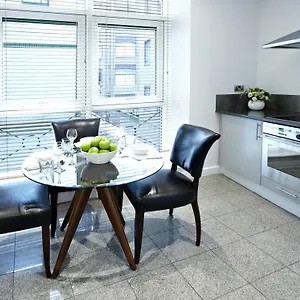 Apartment 196 Bishopsgate, London