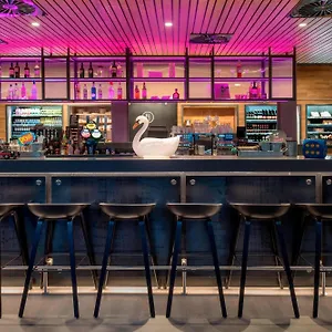 Moxy Stratford London