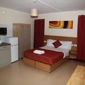 Grove Apartamento