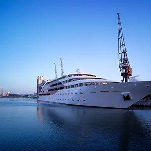4* Hotel Sunborn Yacht